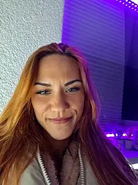 Freechat SlimBellaa on StripChat