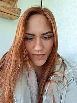 Freechat SlimBellaa on StripChat