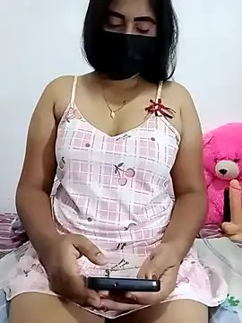 Freechat SLZAARA on StripChat