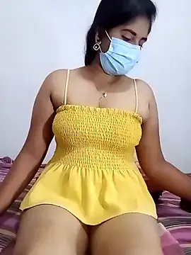 Freechat SLZAARA on StripChat