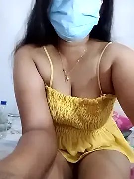 Freechat SLZAARA on StripChat