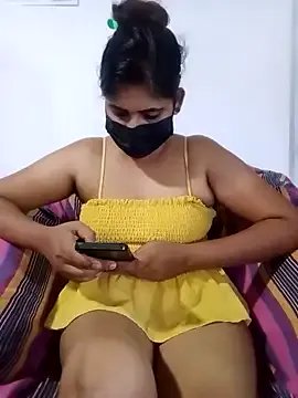 Freechat SLZAARA on StripChat