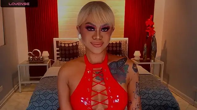 Freechat StellaStrong30 on StripChat