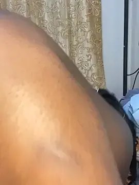 Freechat sweet18creamybigpussy on StripChat