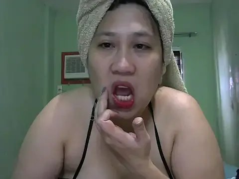 Freechat sweetsexysmile on StripChat