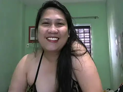 Freechat sweetsexysmile on StripChat
