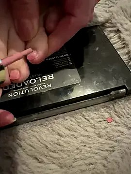 Freechat SweetXCandyX on StripChat