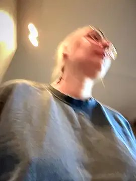 Freechat The_Snowwhitee on StripChat