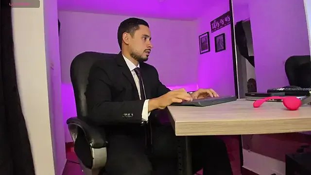 Freechat thesexlawyerx on StripChat