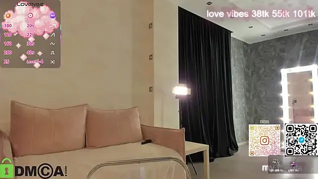 Freechat Tracy-Taylor on StripChat