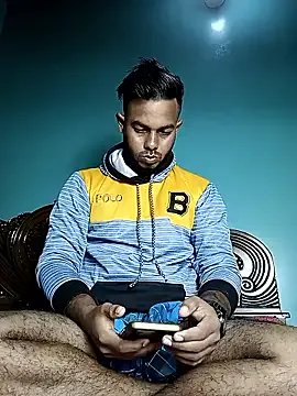 Freechat X-_boy on StripChat