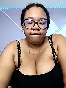 Freechat XMara on StripChat