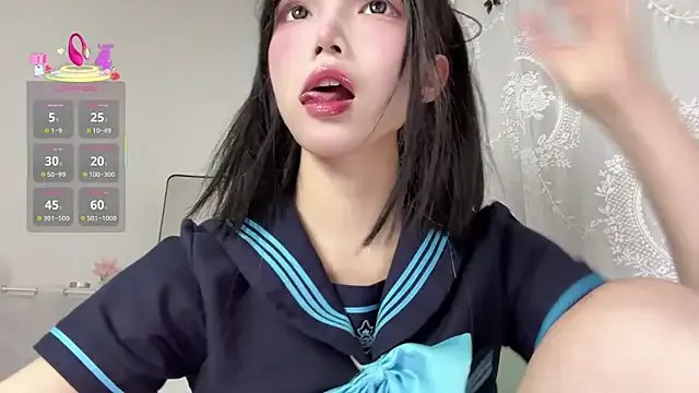 Freechat Yiyi-707 on StripChat