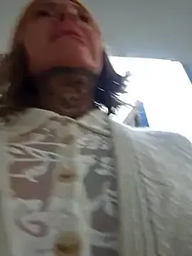 Group YourMommyBlair on StripChat