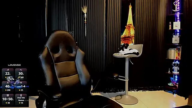 Freechat ZhoeStrong on StripChat