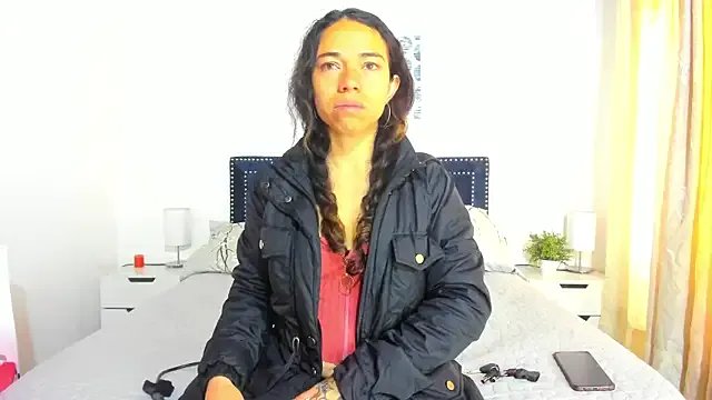 Freechat ZulyMichels on StripChat